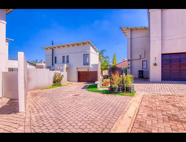 3 BEDROOM CLUSTER FOR SALE IN CRAIGAVON